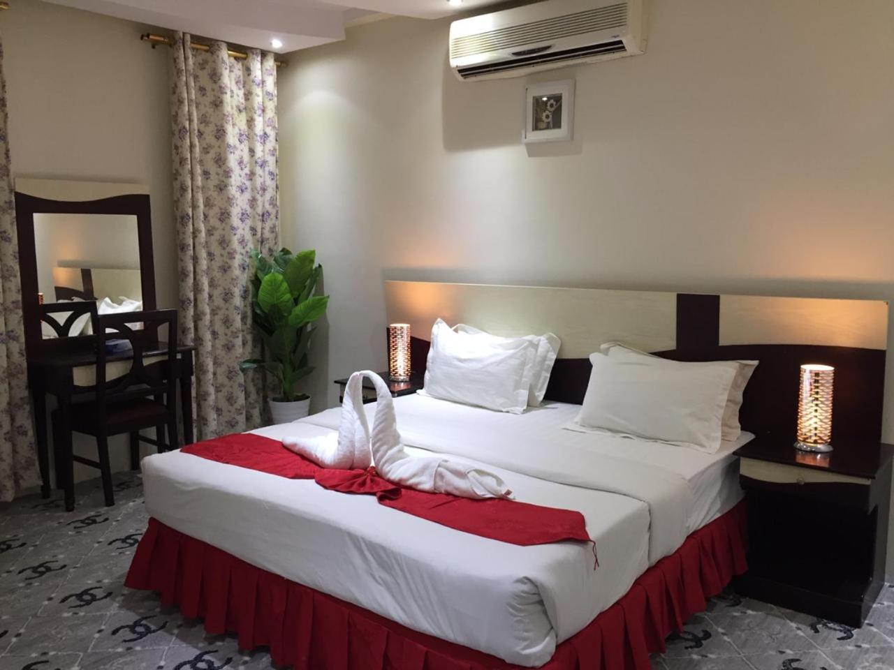 Merfal Hotel Apartments Al Taawan Riad Exterior foto